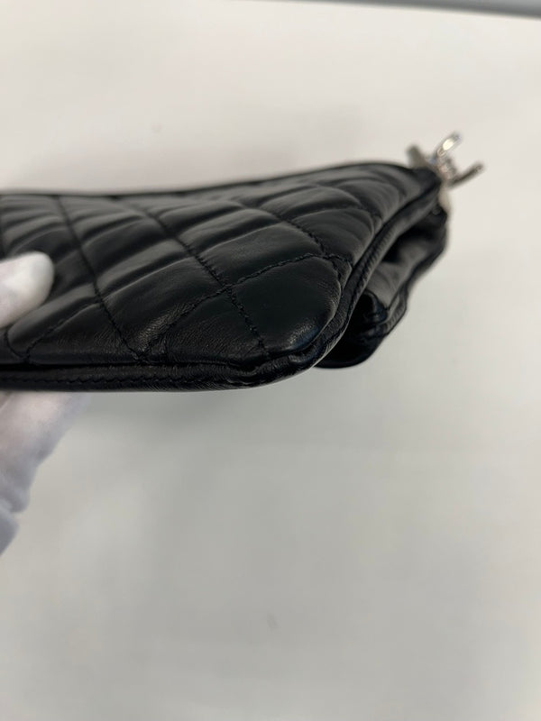 ディースクエアード DSQUARED2 Clutch Babe Wire クラッチ ベイビー ワイヤ チェーン ショルダー ハンドバッグ 黒  W16CL5095 015 M802 バッグ レディースバッグ クラッチバッグ・セカンドバッグ ブラック 101bag-215