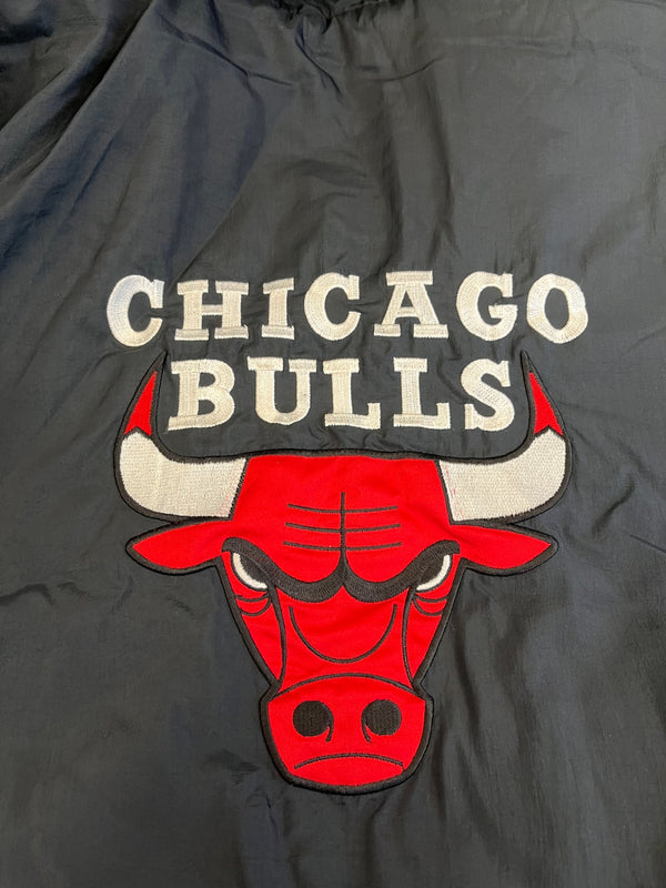 US US古着 Chicago Bulls シカゴ ブルズ 中綿ジャケット 赤 黒 ジャケット ブラック 101MT-5390