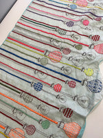 ウロコ ULOCO 刺繍 テキスタイル ステッチ ストール ウロコ電気 w  電球 ライト 白 水色 ストライプ マフラー・スカーフ レディースマフラー・ストール ホワイト 101G-232