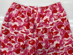 アベイシングエイプ A BATHING APE ABC CAMO BEACH SHORTS カモ ビーチ ショーツ サルカモ ハーフ スイム 短パン 白 赤 ピンク ロゴ ハーフパンツ マルチカラー Mサイズ 104MB-408