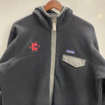 【曜日割引対象外】 パタゴニア PATAGONIA 17年製 シンチラ スナップT フーディー 25462 パーカ ブラック Lサイズ 201MT-4769 VB