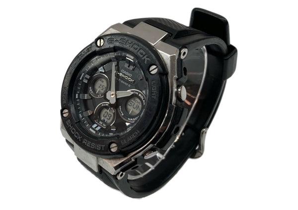 ジーショック G-SHOCK CASIO カシオ タフソーラー 耐衝撃構造 20気圧防水 アウトドア 腕時計 ウォッチ 5524 銀 黒 GST-W300 メンズ腕時計ブラック 104T-36