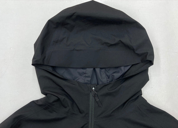 アークテリクス ARC’TERYX Solano Hoody ソラノ フーディ GORE-TEX ゴアテックス マウンテンパーカー ワンポイント 黒 ジャケット ロゴ ブラック Mサイズ 104MT-1546