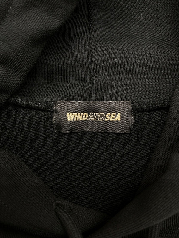 ウィンダンシー WIND AND SEA STRAIGHT HOODED SWEATSHIRT ストレート フーディー プルオーバー パーカー スウェット 黒 WDS-O-SIG-25-Q2-CS-01 パーカ ロゴ ブラック Lサイズ 104MT-1963
