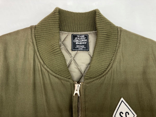 ステューシー STUSSY × チャレンジャー CHALLENGER Blend Ice Cream Work Vest ブレンド アイスクリーム ワーク キルティング バック刺繍 KHAKI 緑 ベスト ワンポイント カーキ Lサイズ 104MT-1752