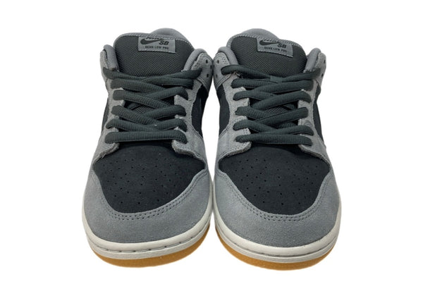 ナイキ NIKE 24年製 SB DUNK LOW DARK SMOKE GREY ダンク ロー ダーク スモーク グレー ローカット シューズ 灰 黒 HF3063-001 メンズ靴 スニーカー グレー 29cm 104S-872