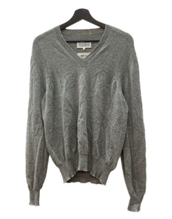 メゾンマルジェラ Maison Margiela REPLICA V-NECK LOWGAGE SWEATER Vネック ローゲージ セーター ニット 薄手 灰 S50HA0739 S16007 セーター 無地 グレー Mサイズ 104MT-2209