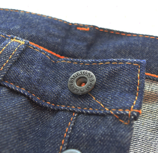 リーバイス Levi's S501XX DEAD STOCK デッドストック 日本製 復刻 WWⅡ大戦 1944 モデル ヘリンボーン スレーキー 変形 アーキュエットステッチ  44501-0033 デニム ブルー W32L36 103MB-597