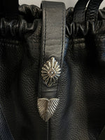 イアパピヨネ ear PAPILLONNER バックル 巾着ショルダーバッグ  本革 黒 2Way EAZ1021212A0008 バッグ レディースバッグ ショルダーバッグ・メッセンジャーバッグ ブラック 101bag-218