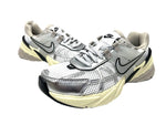 ナイキ NIKE W V2K RUN FD0736-100 レディース靴 スニーカー ホワイト 23cm 601sh-29