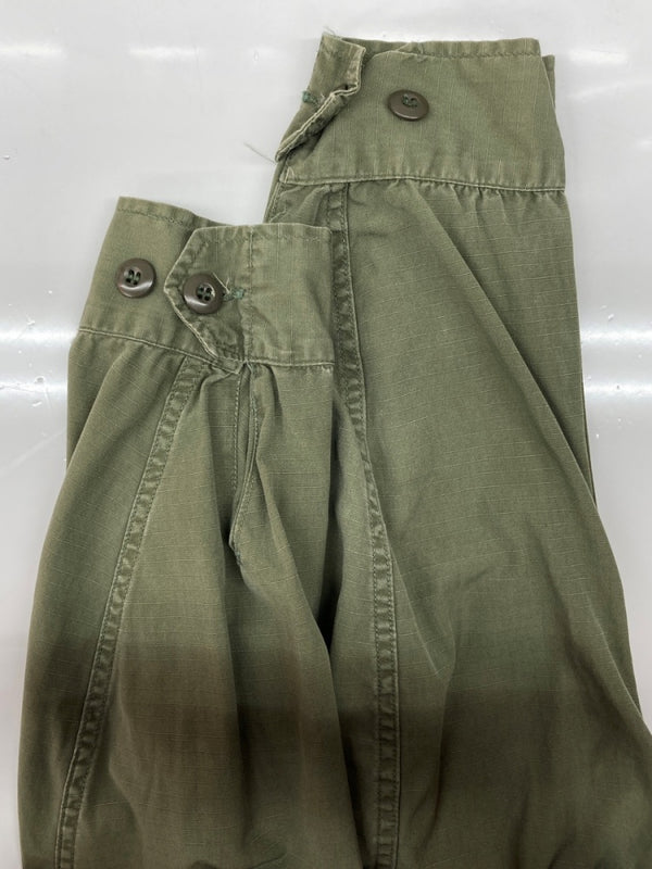 ミリタリー Military US ARMY JUNGLE FATIGUE JACKET ジャングル ファティーグ ジャケット ヴィンテージ 米軍 軍物 シャツ 緑 ジャケット 無地 カーキ Mサイズ 104MT-1762