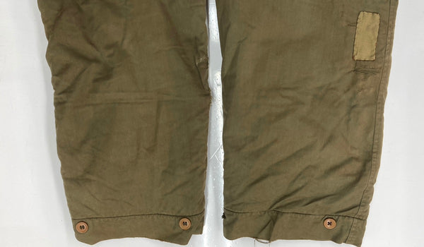 ミリタリー Military 40s 40年代 USAF アメリカ軍 TYPE A-9 フライトパンツ アルパカライナー 黒タグ  ワンポイント カーゴパンツ カーキ サイズ40 104MB-365