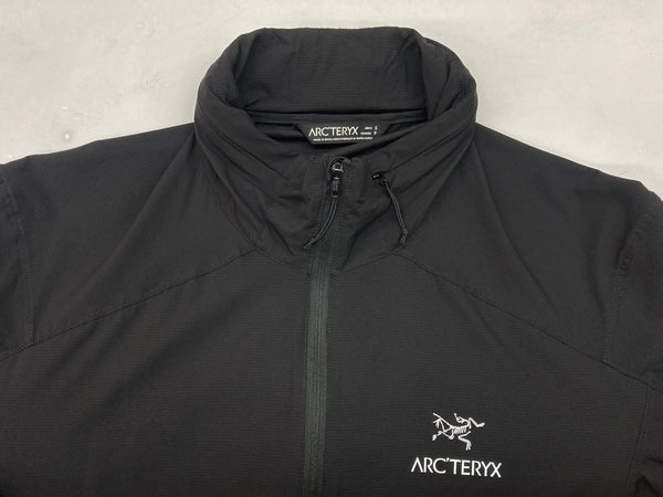 アークテリクス ARC’TERYX Nodin Jacket ノディン ジャケット ジップアップ フード ナイロンジャケット 黒 18917-127663 ジャケット ロゴ ブラック Sサイズ 104MT-745