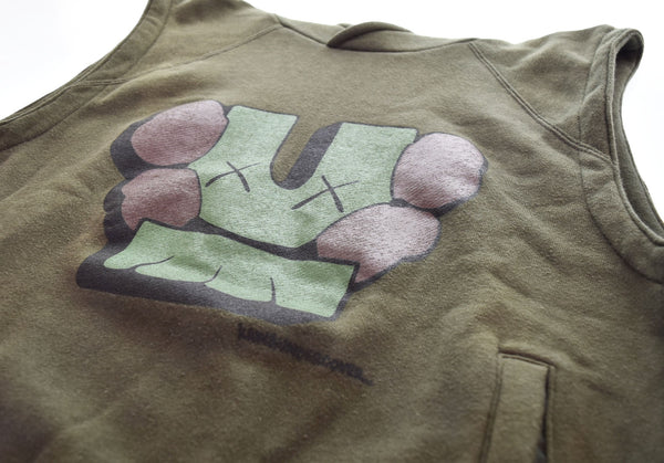 アンダーカバー UNDERCOVER ×KAWS 01ss CHAOTIC DISCORD期 ノースリーブ パーカー Z214-4 パーカ カーキ Mサイズ 103MT-2668