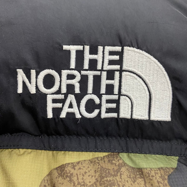 ノースフェイス THE NORTH FACE ノベルティーヌプシジャケット NOVELTY NUPTSE JACKET TNFカモ  ND92235 ジャケット マルチカラー Mサイズ 201MT-4558