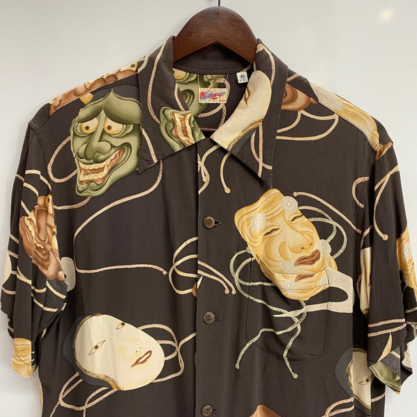 【曜日割引対象外】 サンサーフ SUN SURF Noh Mask 能面 アロハシャツ SS31609 半袖シャツ ブラウン Mサイズ 201MT-3826 VB