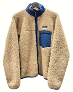 パタゴニア PATAGONIA CLASSIC RETRO CARDIGAN クラシック レトロ カーディガン フリース ボア 薄茶色 23024F5 ジャケット ロゴ ベージュ Sサイズ 104MT-619