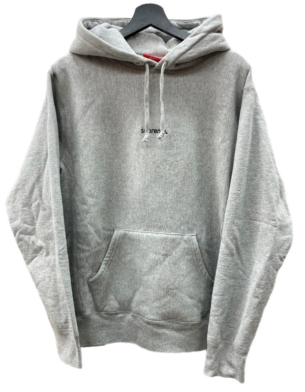 シュプリーム SUPREME 18AW Trademark Hooded Sweatshirt トレードマーク フーデッド スウェットシャツ フーディ プルオーバー ロゴ 刺繍 カナダ製 GRAY 灰色 パーカ ワンポイント グレー Mサイズ 104MT-1945