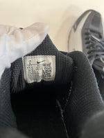 ナイキ NIKE SHOX R4 METALLIC SILVER ナイキ ショックス R4 HQ1988-002 メンズ靴 スニーカー シルバー 26cm 101sh-2406