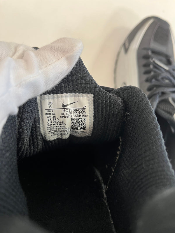 ナイキ NIKE SHOX R4 METALLIC SILVER ナイキ ショックス R4 HQ1988-002 メンズ靴 スニーカー シルバー 26cm 101sh-2406