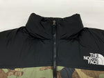 ザノースフェイス THE NORTH FACE NOVELTY NUPTSE JACKET ノベルティー ヌプシ ダウンジャケット TNF カモ 迷彩 KHAKI 緑 ND92336 ジャケット ロゴ カーキ Lサイズ 104MT-699