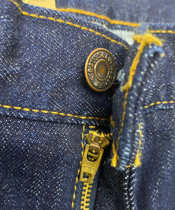 【曜日割引対象外】 リーバイス Levi's デッドストック 00's USA製 505 ボタン裏379 US505-0301 デニム W31サイズ 201MB-716 VB