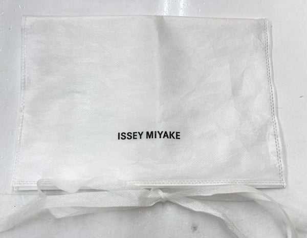 イッセイミヤケ ISSEY MIYAKE プリーツプリーズ PLEATS PLEASE ノースリーブ 膝丈 プリーツ加工 バックリボン ウエストマーク BLACK 黒 PP51-JH125 ワンピース 無地 ブラック サイズ5 104LT-106