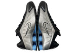 ナイキ NIKE 25年製 SHOX R4 METALLIC SILVER ショックス ローカット シューズ 黒 銀 HQ1988-004 メンズ靴 スニーカー シルバー 28cm 104S-928