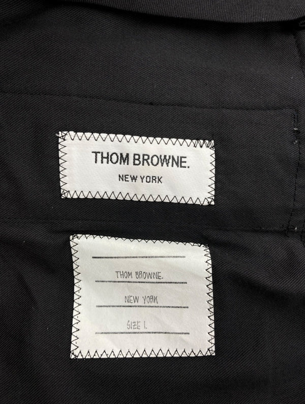 トムブラウン THOM BROWNE NEW YORK TWILL CHINO TROUSERS ツイル チノ トラウザー トリコロール ジップフライ ズボン パンツ 紺 無地 MTU187A-00087 チノパン ネイビー Lサイズ 104MB-138