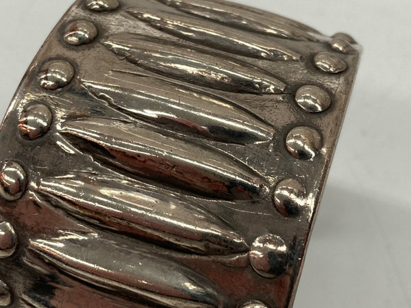 ファンタスティックマン FANTASTIC MAN Wide Silver Bangle ワイド シルバー バングル スタッズ エンボス ブレスレット 925 銀 メンズジュエリー・アクセサリー バングル 無地 シルバー 104A-33