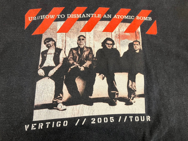 バンド band  00’s U2 VeRTigo TOUR 2005 HOW TO DISMANTLE AN ATOMIC Vintage ヴィンテージ 両面プリント HOW TO DISMANTLE AN ATOMIC Tシャツ ブラック Lサイズ 101MT-3506