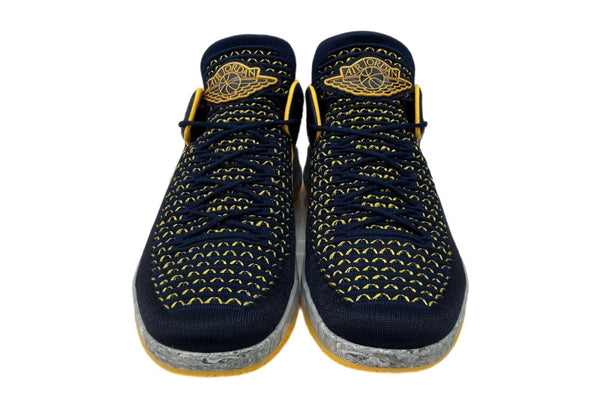 ナイキ NIKE 17年製 AIR JORDAN 32 LOW PF MICHIGAN エア ジョーダン ミシガン AJ32 カレッジ シューズ 黄 紺 AH3347-405 メンズ靴 スニーカー ネイビー 29cm 104S-901