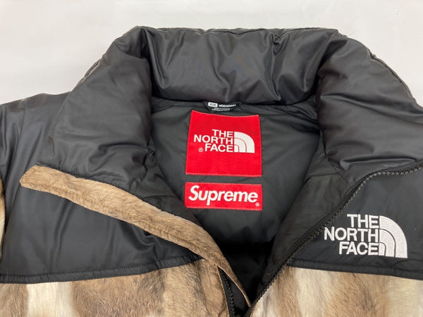 ザノースフェイス THE NORTH FACE × シュプリーム Supreme 13AW Fur Print Nuptse Jacket ファー プリント ヌプシ ナイロン ダウン 羽毛 アウター ブラウン系 茶色 ND01340 ジャケット 総柄 ベージュ Mサイズ 104MT-1802