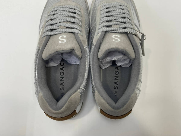 サンガッチョ via SANGACIO ×Wako’s Room ワコーズルーム シルバーレザー×グレースエード イニシャルS レディース靴 スニーカー シルバー 23cm 601sh-51