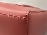 マンサーガブリエル MANSUR GAVRIEL Logo Mini North South Tote MINI 型押しロゴ NEW NSトートバッグ ハンドバッグ ショルダーバッグ レザー スクエア PINK バッグ レディースバッグ 2way・3wayバッグ ピンク 104B-65