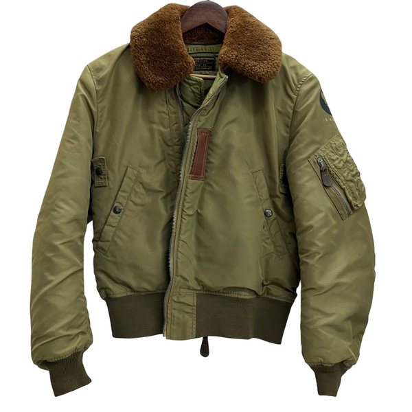 【曜日割引対象外】 バズリクソンズ Buzz Rickson’s B15-B ナイロン フライトジャケット M13505 M13506 ジャケット カーキ 38サイズ 201MT-4292 VB