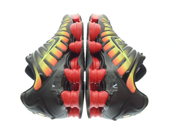 ナイキ NIKE WMNS SHOX TL ウィメンズ ショックス TLボルトファイヤーレッド スニーカー HJ9609-001 メンズ靴 スニーカー ブラック 28cm 103S-861