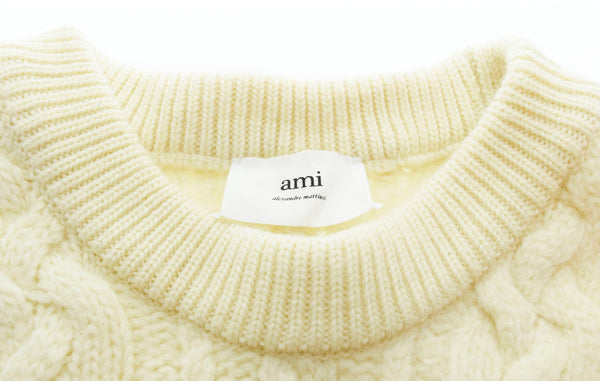 アミ AMI ROUND NECK KNITS ケーブルニット セーター 白 HKS011 017 セーター ホワイト 103MT-1365