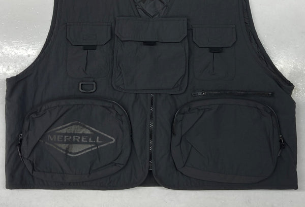 メレル MERRELL TECH VEST テック ベスト フィッシング トラベル アウトドア ノースリーブ 灰 MLM2A3VS1300 ベスト ロゴ グレー XLサイズ 104MT-1403