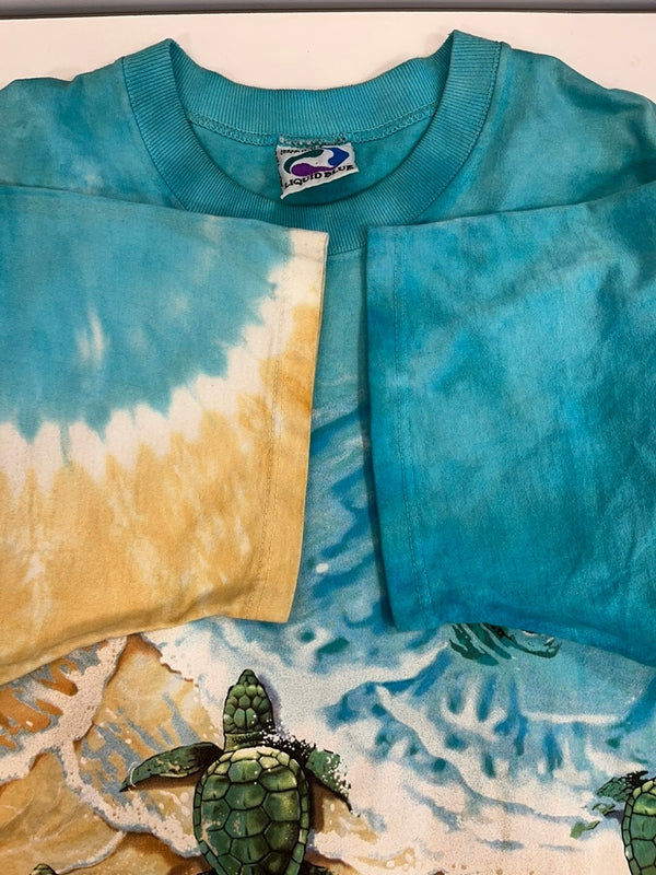 US US古着 90s ©1996 ヴィンテージ Vintage LIQUID BLUE 総柄 アニマルTシャツ 海 ビーチ ウミガメプリント  Tシャツ ブルー Lサイズ 101MT-4835