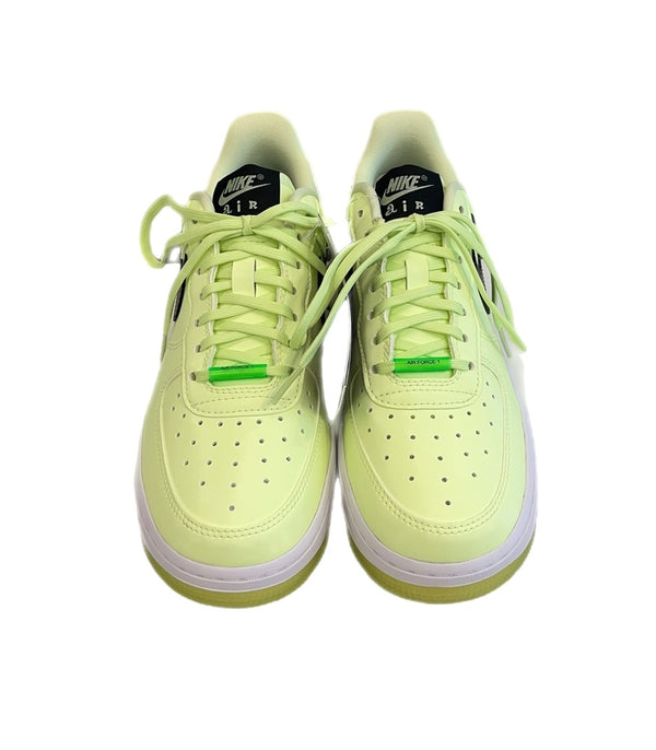 ナイキ NIKE WMNS AIR FORCE 1 07 LX BARLEY VOLT ウィメンズ エア フォース ワン 1 07 LX バーリィー ボルト CT3228-701 レディース靴 スニーカー グリーン 23.5cm 101sh-2254