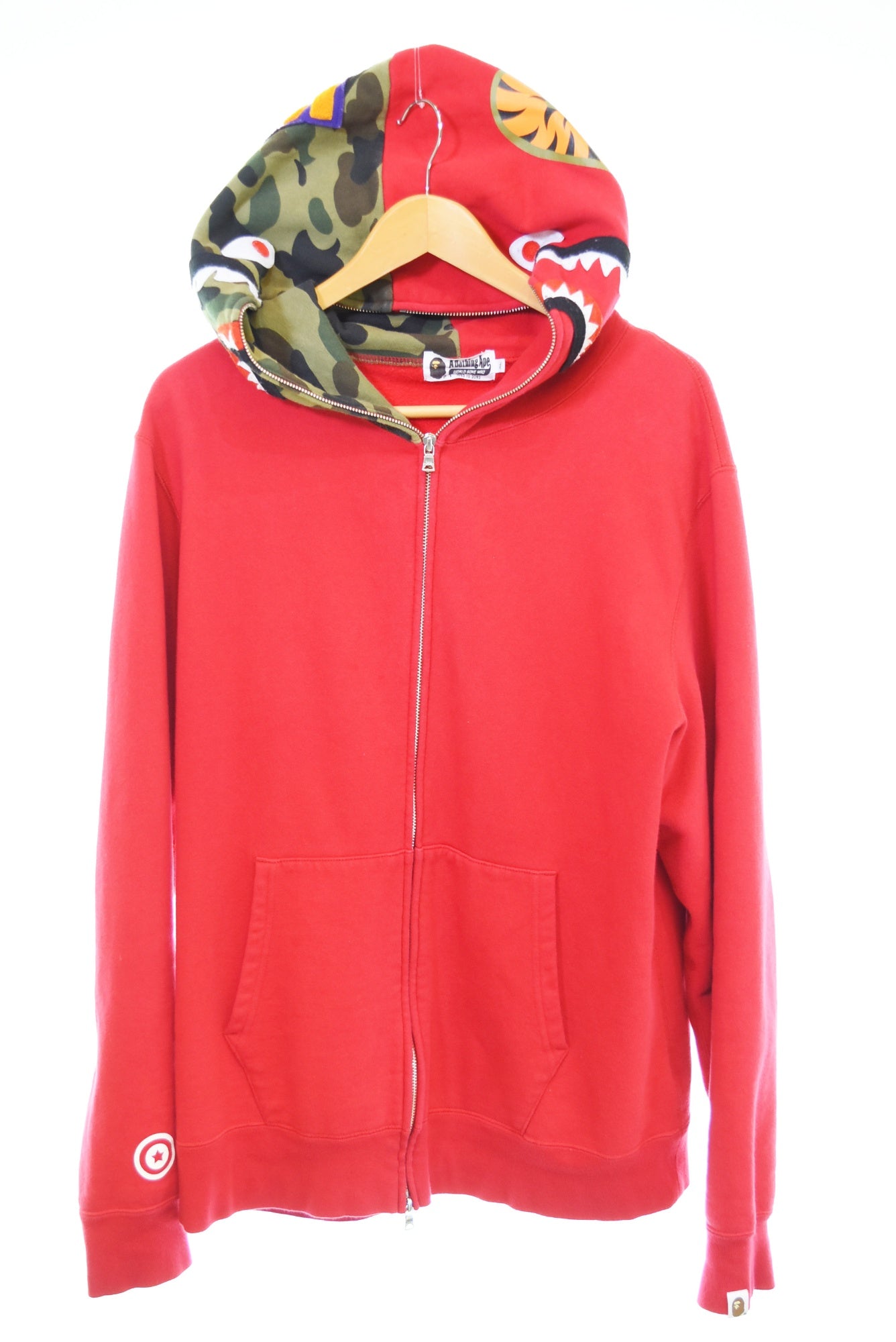 A Bathing Ape シャークパーカー　レッド アベイシングエイプ シャークパーカー レッド アベイシングエイプ A