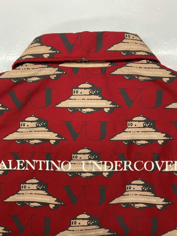 アンダーカバー UNDERCOVER ×VALENTINO バレンティノ 19AW UFO柄 コーチジャケット 裏起毛 中綿 RED 赤 UCX4204-2 SIZE2 ジャケット 総柄 レッド 104MT-773