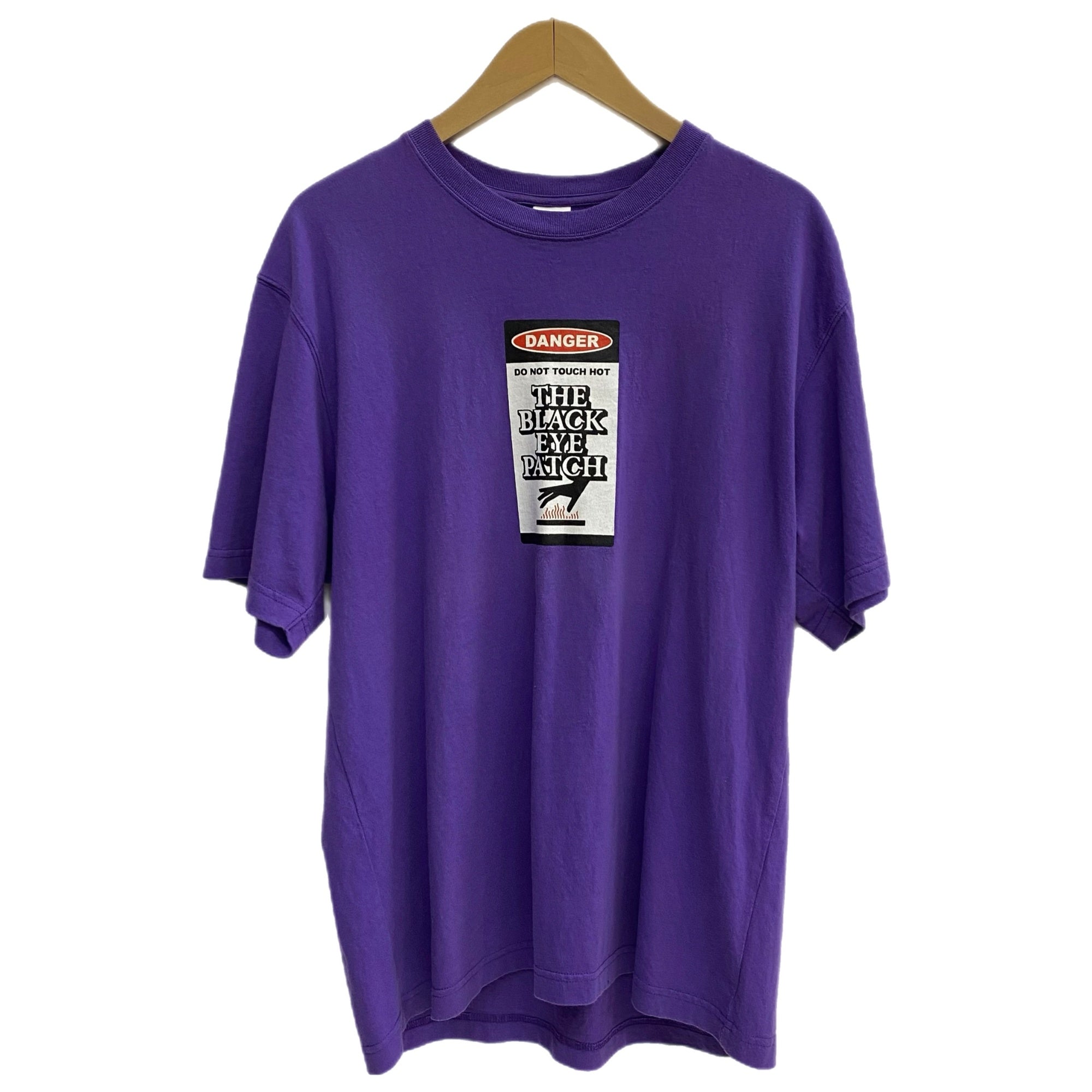 ブラックアイパッチ TEAM TOMODACHI チーム友達 Tシャツ BlackEyePatch