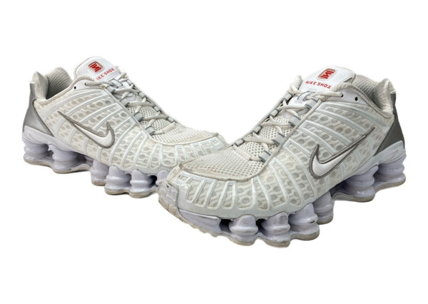 ナイキ NIKE 23年製 W SHOX TL ウィメンズ ショックス ローカット シューズ 白 AR3566-100 メンズ靴 スニーカー ホワイト 27cm 104S-966