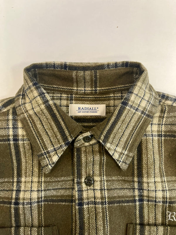 ラディアル RADIALL Lo-N-Slo C.P.O. SHIRT L/S チェックシャツ ネルシャツ オリーブカラー RAD-24AW-SH004 長袖シャツ マルチカラー Lサイズ 101MT-5145