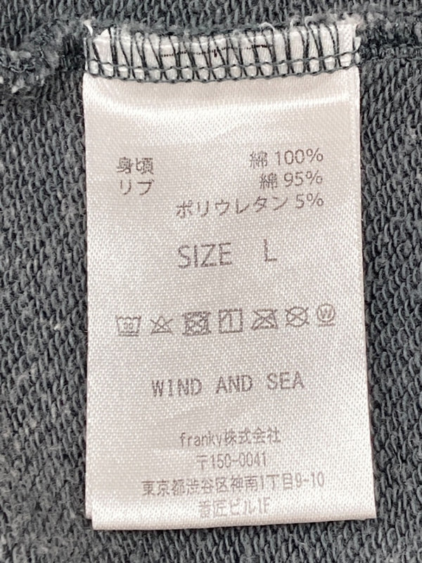 ウィンダンシー WIND AND SEA SEA CHENILLE EMB SULFUR CREW NECK  スウェット トレーナー ウォッシュ加工 灰色 WDS-O-SIG-24-Q2-CS-01 スウェット 刺繍 グレー Lサイズ 104MT-1569