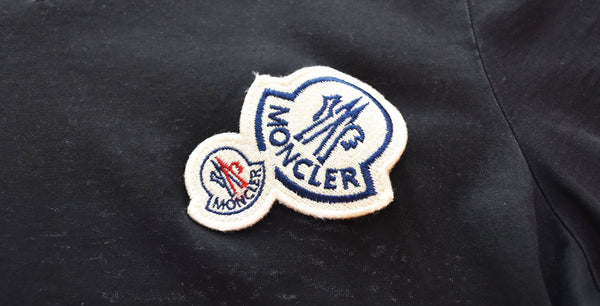 モンクレール MONCLER MAGLIA ﾀﾞﾌﾞﾙﾜｯﾍﾟﾝ Tｼｬﾂ E209180325008390Y Tシャツ ブラック Sサイズ 103MT-2855