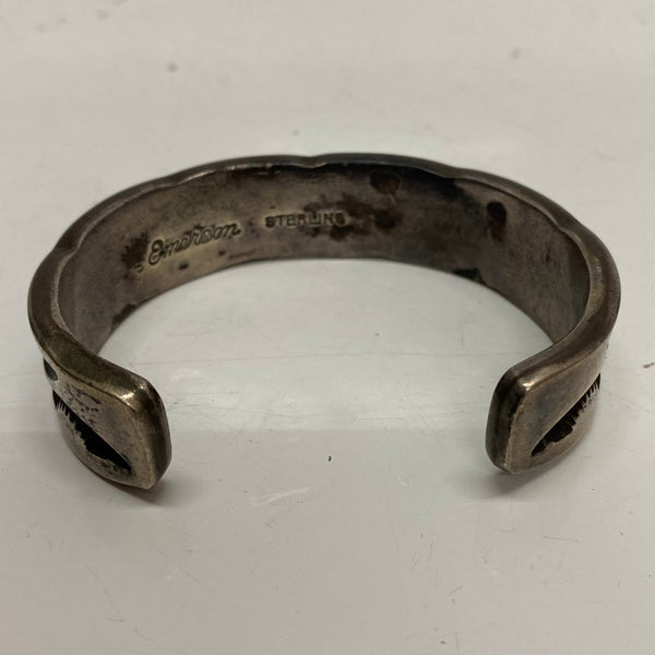 【曜日割引対象外】 【中古】エマーソンビル Emerson Bill NAVAJO スタンプワーク sterling silver メンズジュエリー・アクセサリー インディアンジュエリー バングル シルバー 201goods-784 VB