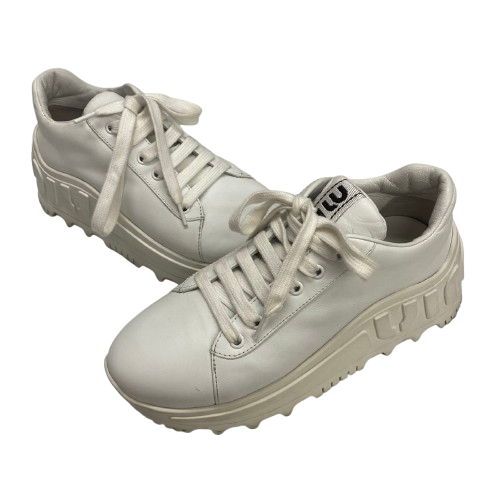 MIUMIU ミュウミュウ　グリッターラメ 厚底スニーカー　ホワイト　白 37 MIUMIU ミュウミュウ グリッターラメ 厚底スニーカー ホワイト 白 37